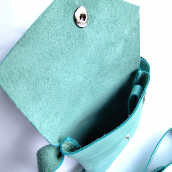 petit sac bandoulière en cuir lisse Bleu ciel