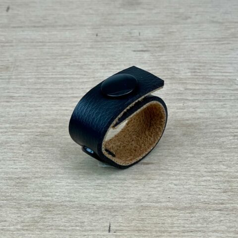 Adaptateur d'attache porte-clés -Fut' - Noir Fut' Marque française Toulouse 31000 Muret 31600 Noé 31410 Carbonne 31390