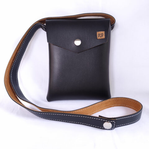 petit sac en simili cuir noir bandoulière