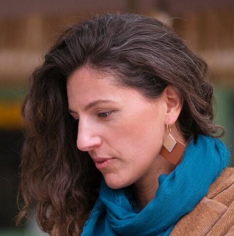 Boucles d'oreilles Cuir Carrées Marron Doré