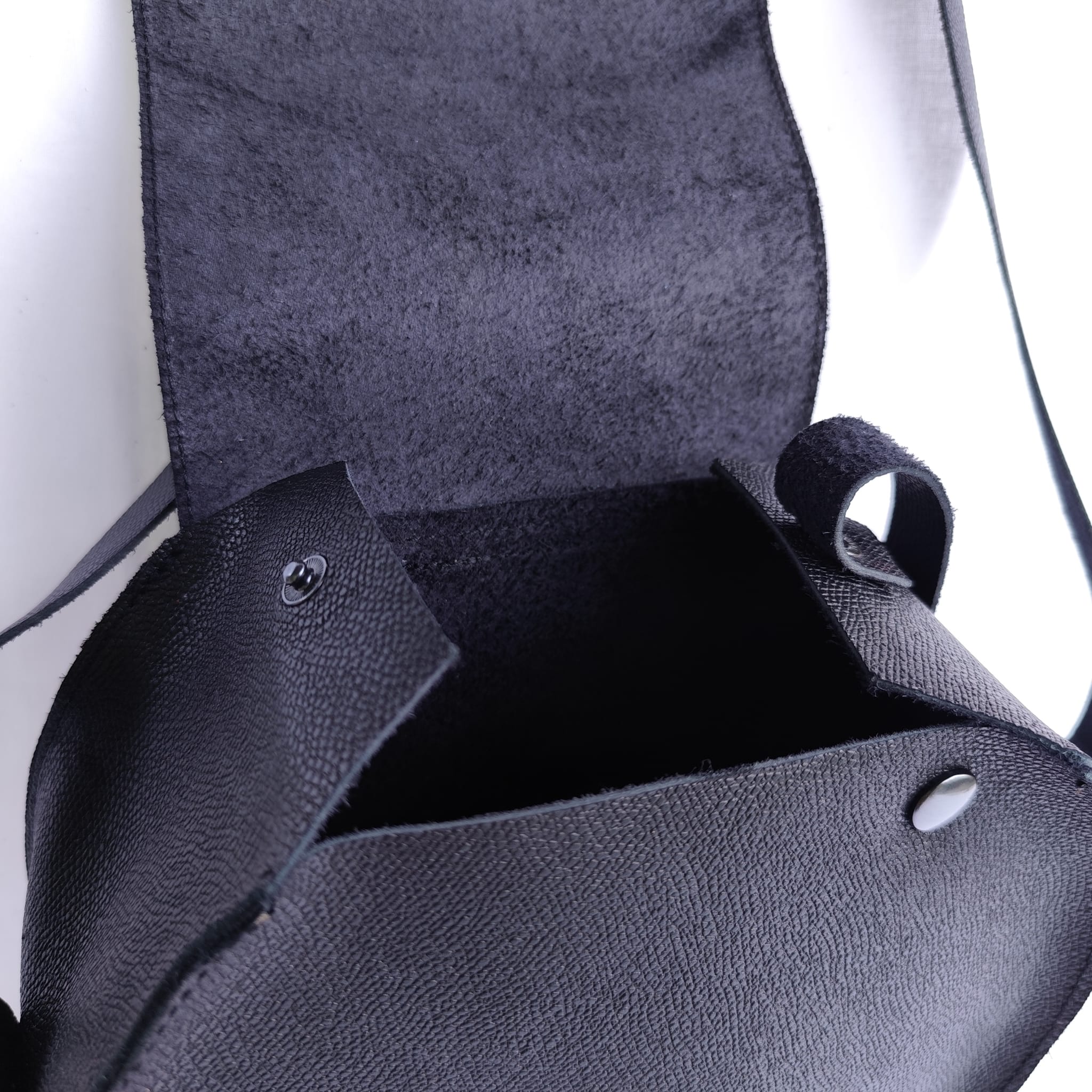 Sac Rond Cuir Noir – Image 3