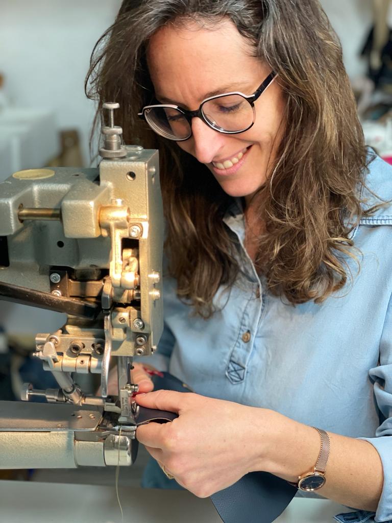 sandy hernandez artisane créatrice sacs et accessoires de maroquinerie