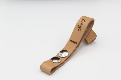 ATTACHES PORTE CLES CUIR VACHETTE MIEL JE T'AIME