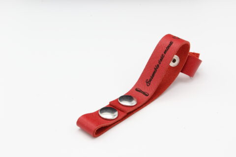 ATTACHES PORTE CLES FUT' CUIR VACHETTE ROUGE ENSEMBLE C'EST MIEUX