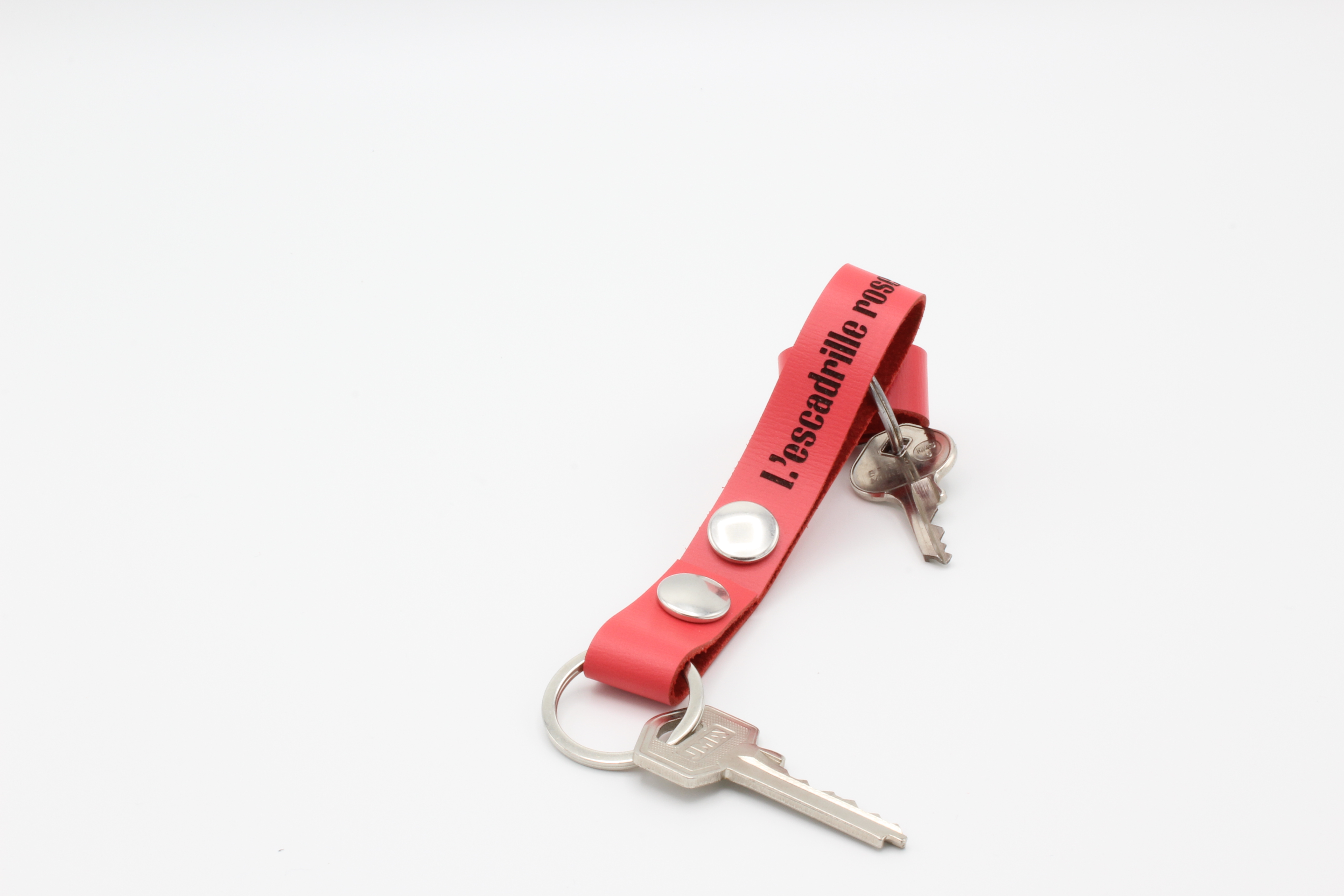 attache porte-clés cuir rose l'escadrille rose